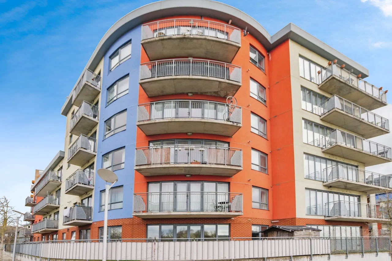 Spring Place, Barking, IG11, photo 2
