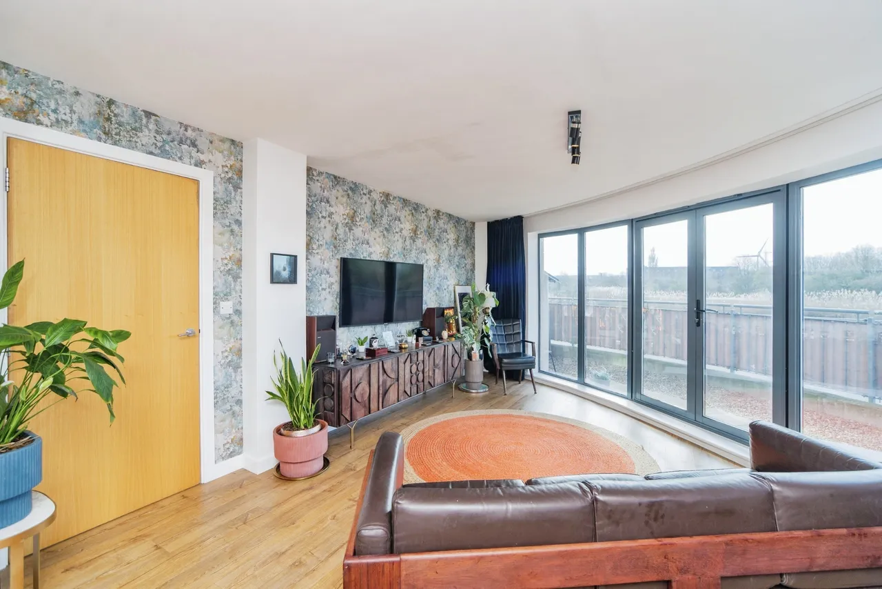 Spring Place, Barking, IG11, photo 5