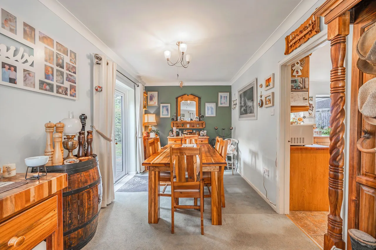 Private Haven in Well-Regarded Beetley, photo 7