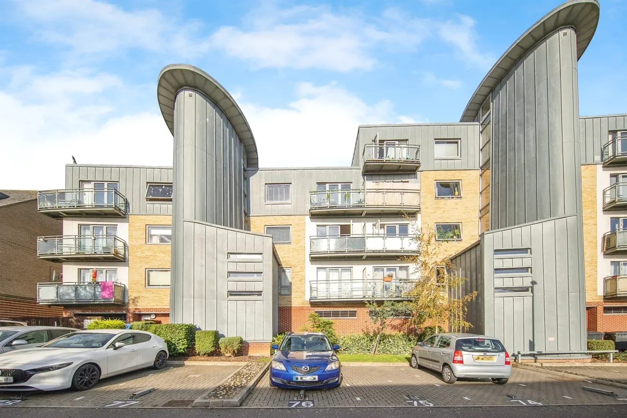 2 bed flat for sale — Rapier Street, IPSWICH