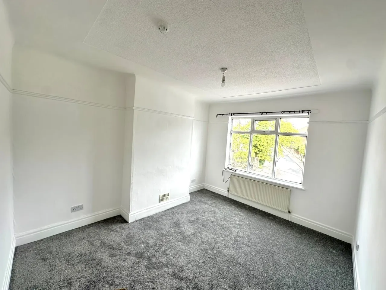 Old Chester Road, Bebington, CH63, photo 3