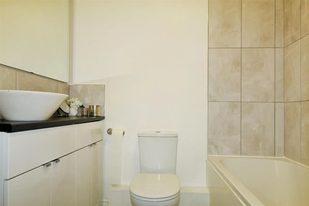Holyhead Mews, Cippenham, photo 6