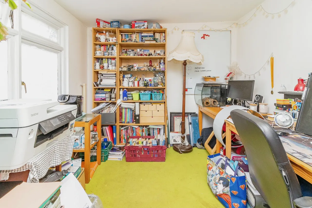 Hartdames, Shenley Brook End, MK5, photo 14