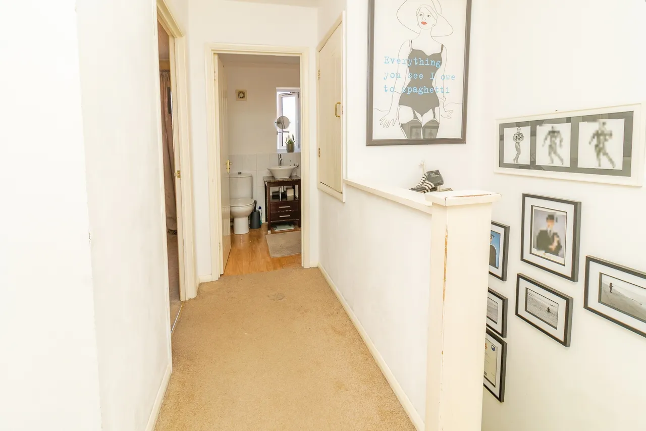 Hartdames, Shenley Brook End, MK5, photo 11