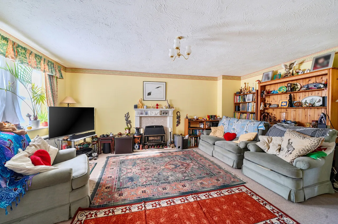 Lincoln Close, Ash Vale, Surrey, GU12 5SU, photo 2