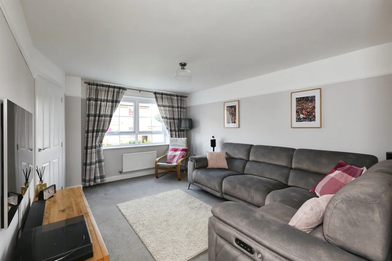 Meltonfield Chase, Dinnington, Sheffield, photo 6
