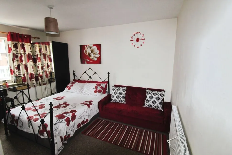 Hadlow Croft, Birmingham, B33, photo 5