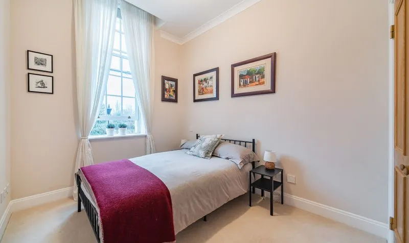 Grove Close, Crossness House Grove Close, KT19, photo 11