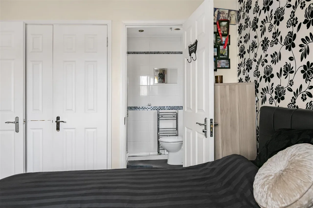 Eltham Avenue, Cippenham, photo 16