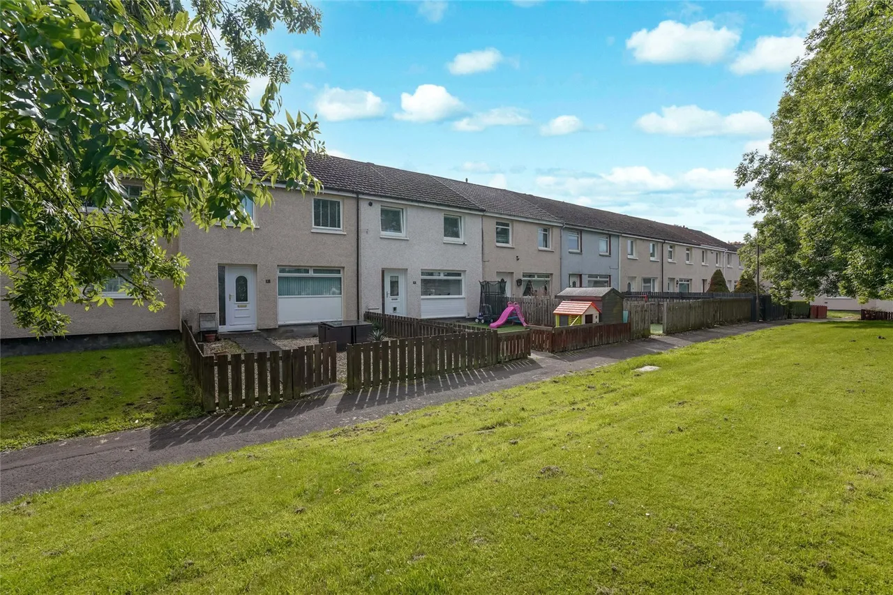 Woodend Walk, Armadale, EH48, photo 21