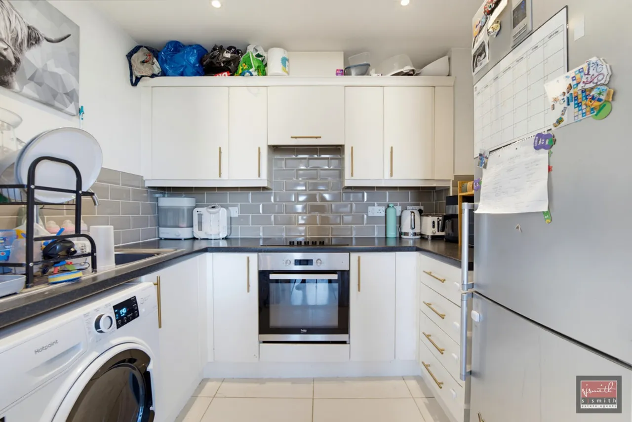 Wooldridge Close, Feltham, photo 2