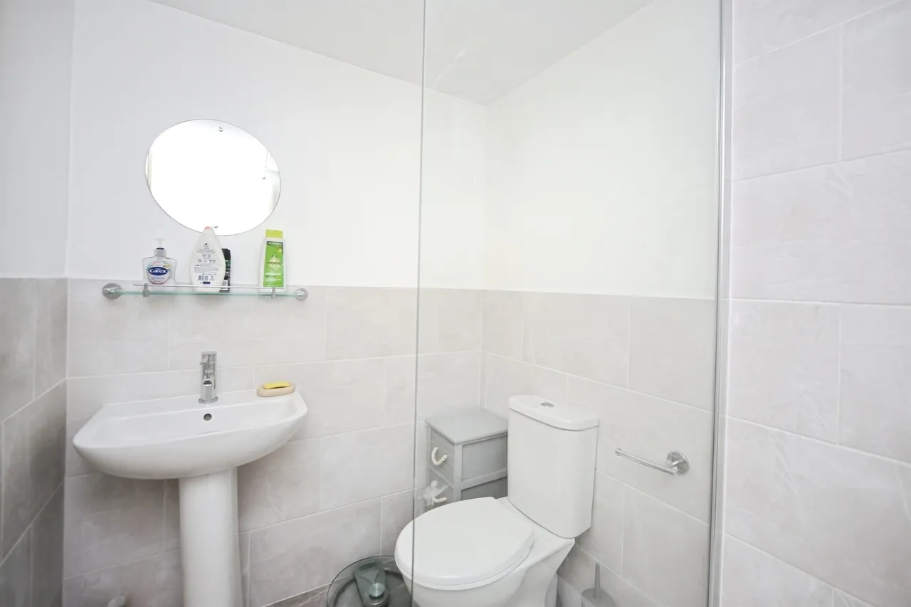 Wharton Avenue, Solihull, B92, photo 12