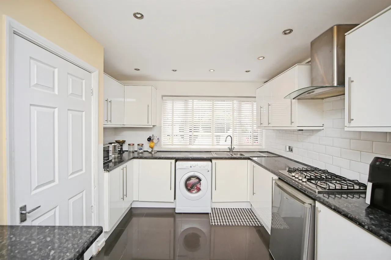 Wharton Avenue, Solihull, B92, photo 6