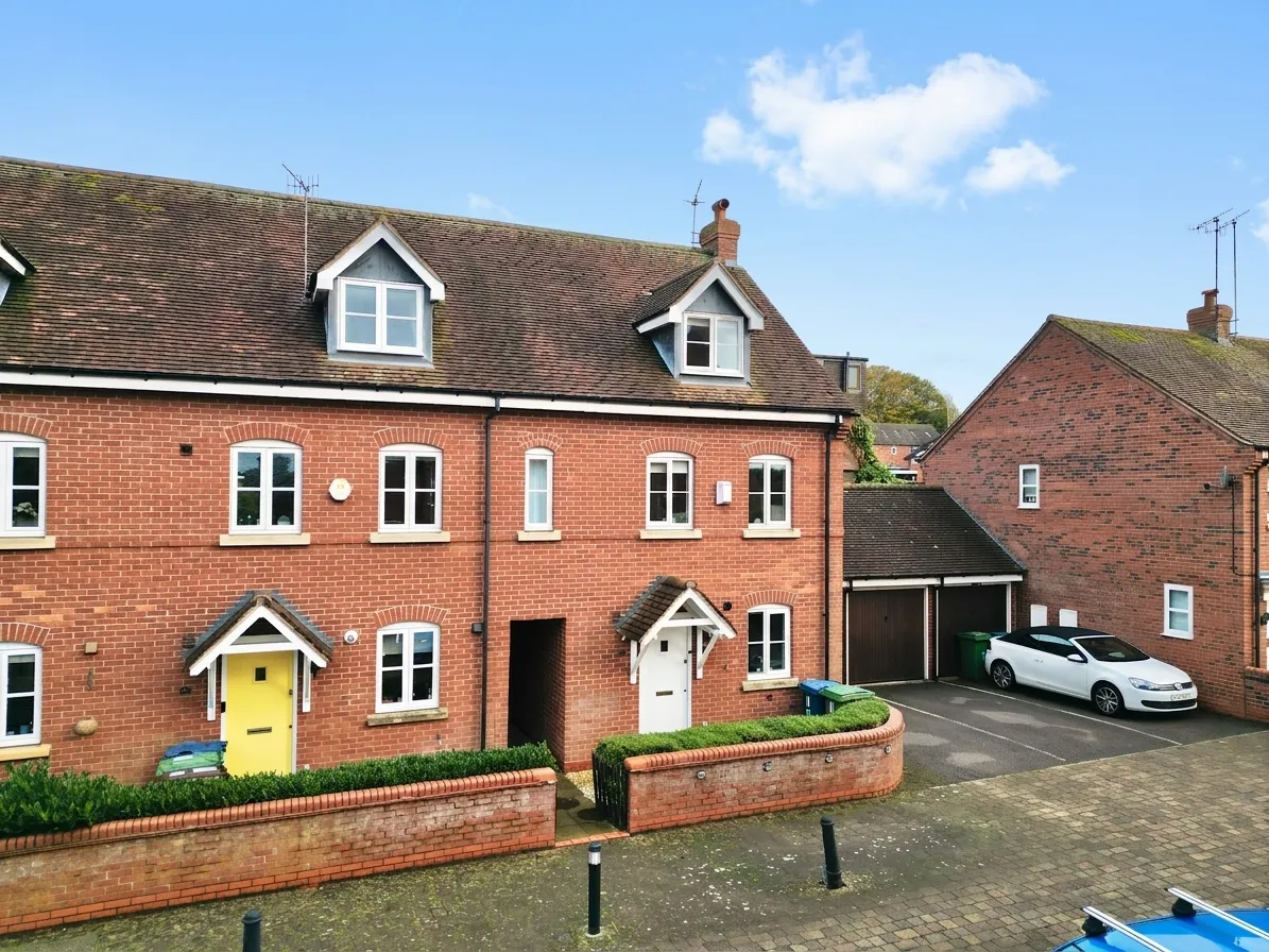 Spring Hollow, Eccleshall, ST21, photo 32