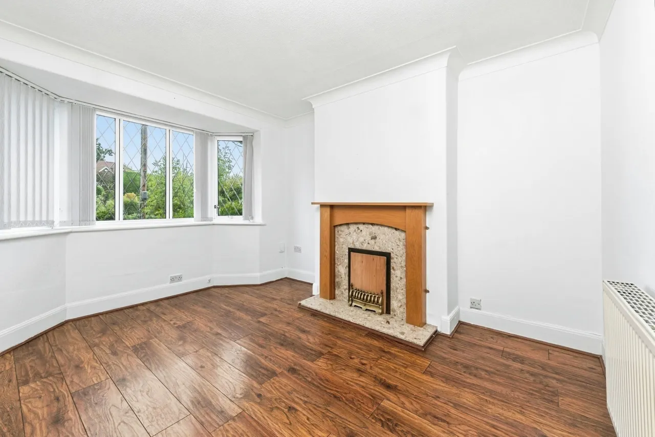 Whitehall Road West, Cleckheaton, West Yorkshire, BD19, photo 2