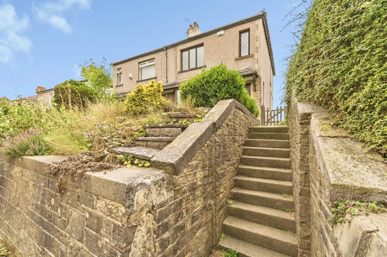 Whitehall Road West, Cleckheaton, West Yorkshire, BD19, photo 15