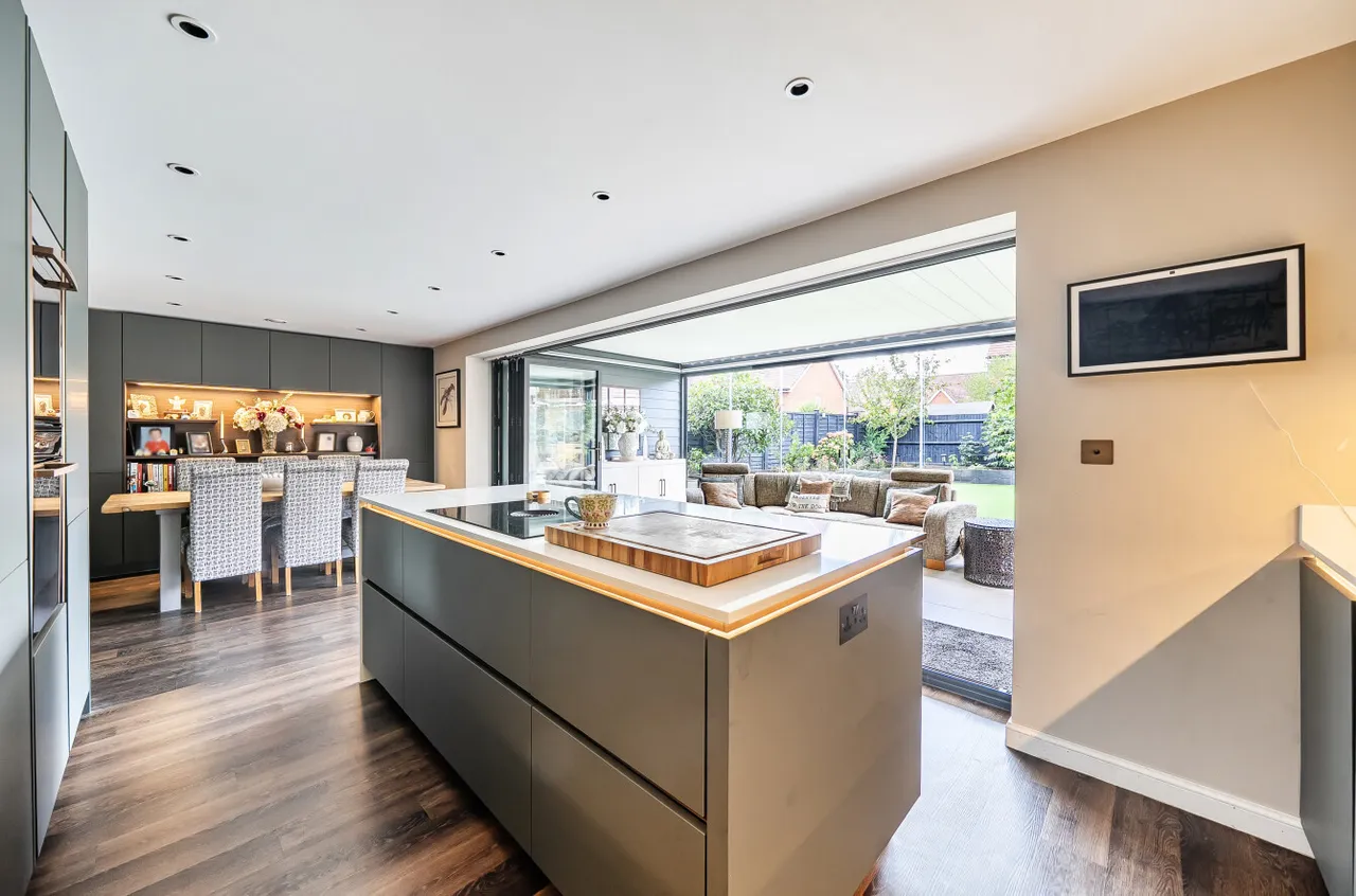 Cleverley Rise, Bursledon, SO31, photo 2