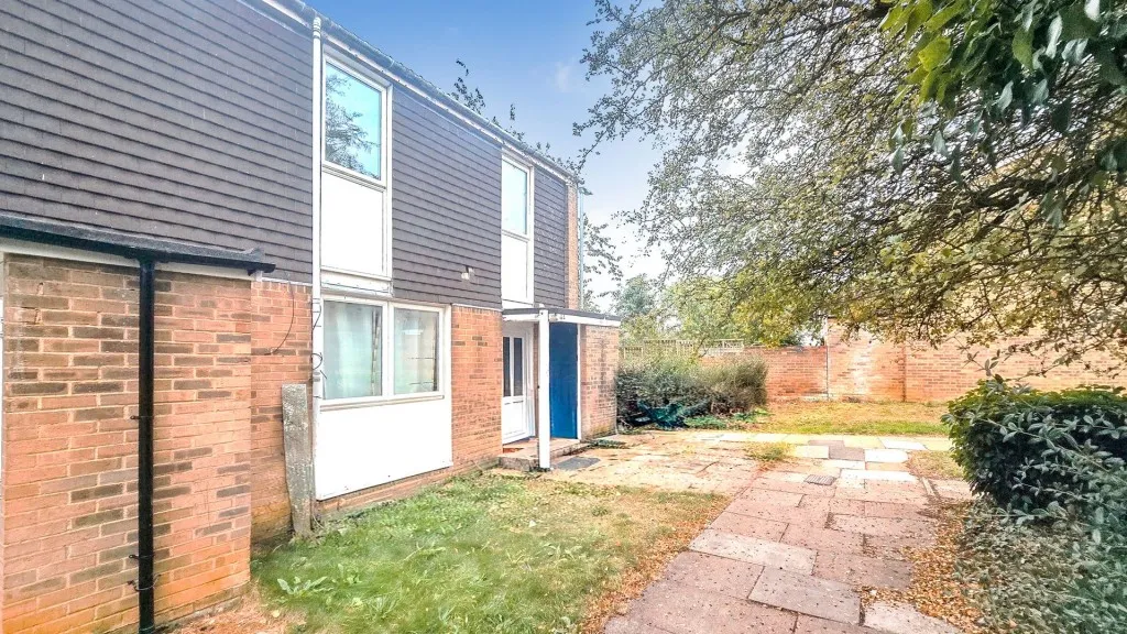 Baukewell Court Northampton, NN3, photo 2