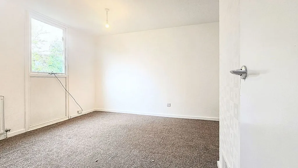 Baukewell Court Northampton, NN3, photo 9