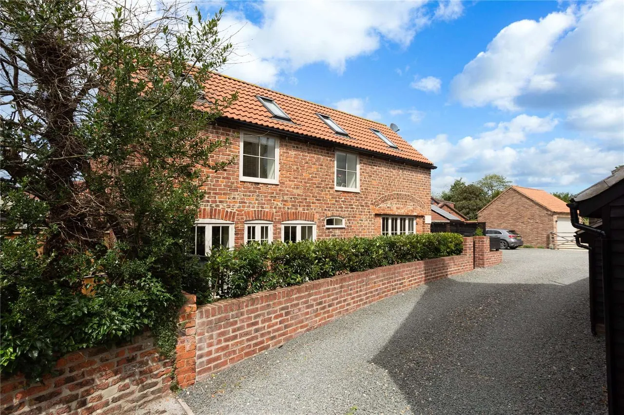 Church Hill, Wistow, YO8, photo 16