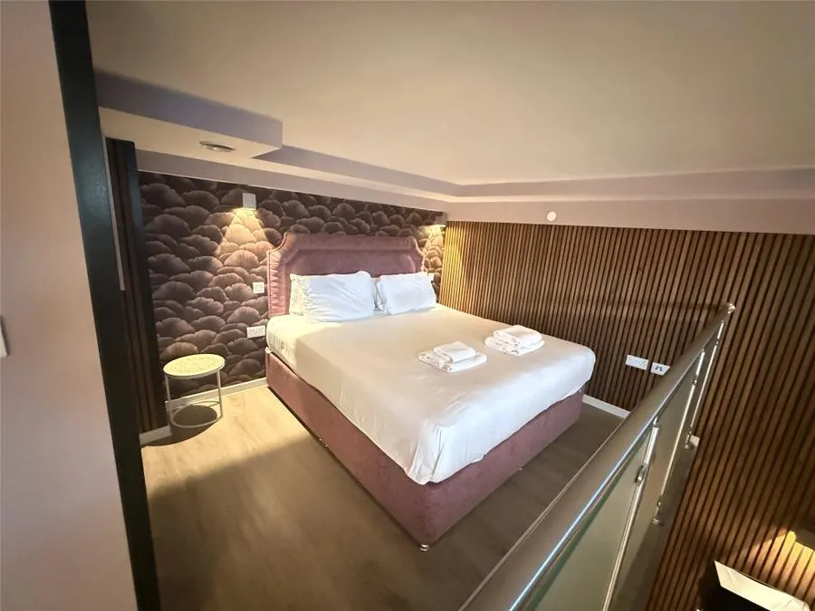 High Street, BR6, photo 9