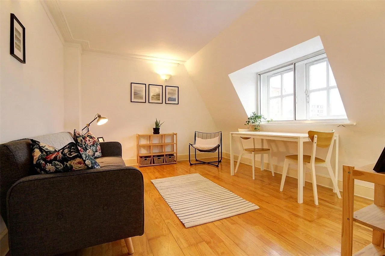 City Road, Shoreditch, EC1V, photo 6