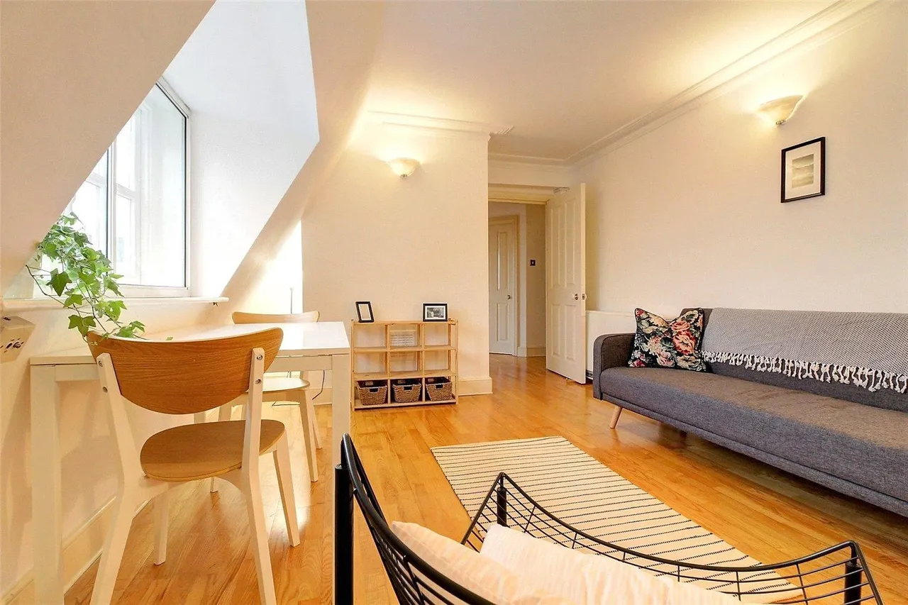 City Road, Shoreditch, EC1V, photo 4