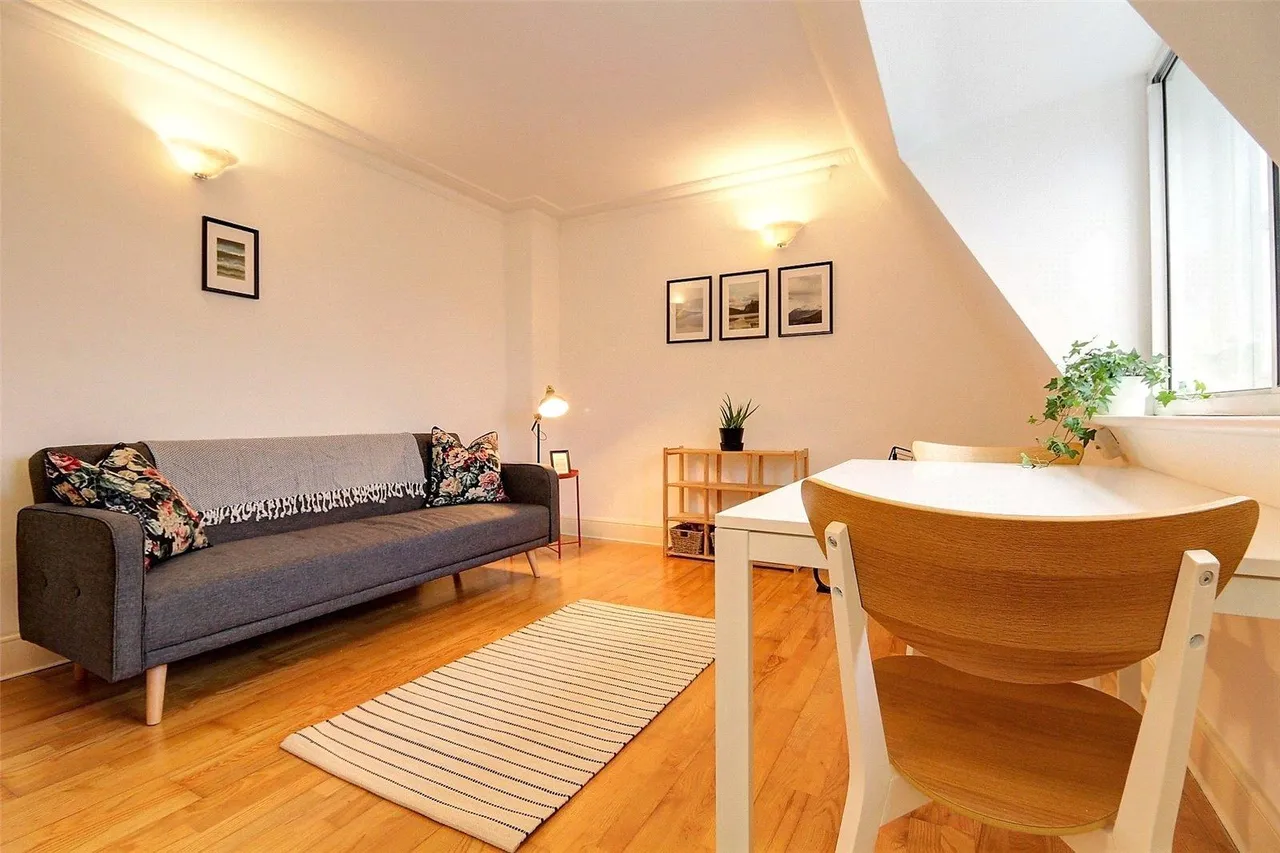 City Road, Shoreditch, EC1V, photo 7