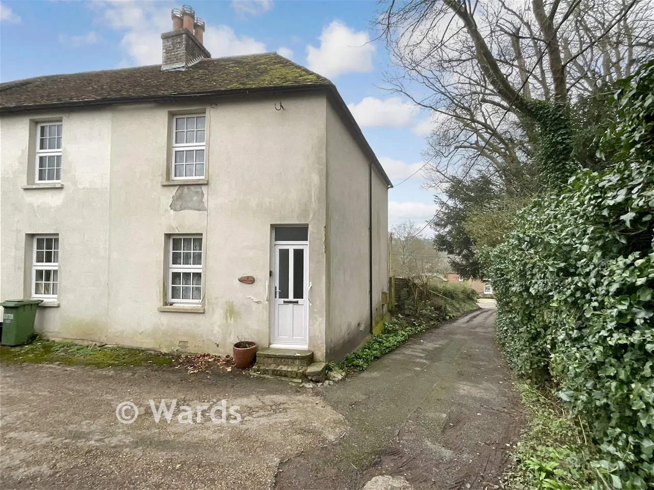 2 bed house for sale, Church Road, Lyminge, CT18