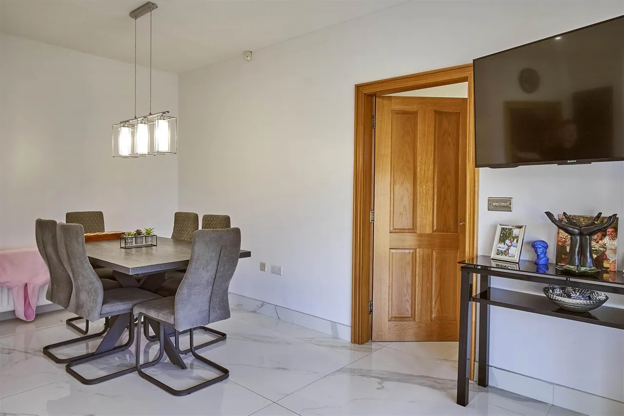 Ballycrochan Crescent, Ashfield Hall, BT19, photo 13