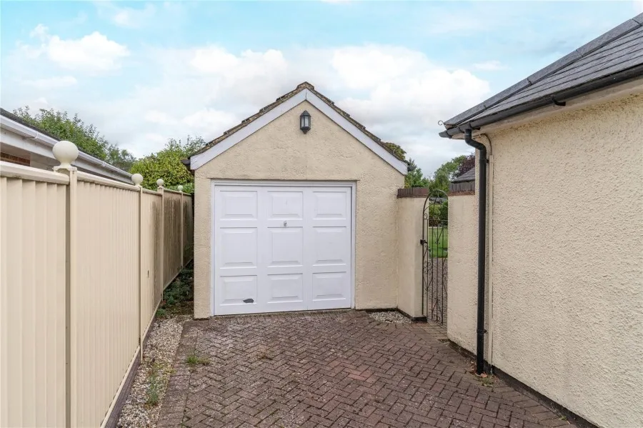 Bungalow Under Offer with 4 bedrooms in Sewards End, Nr Saffron Walden, CB10, photo 20