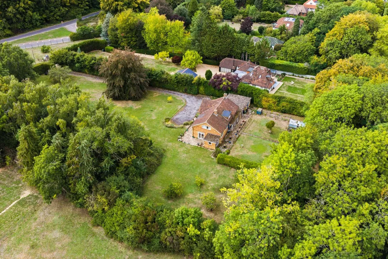 Shere Road, West Clandon, GU4, photo 6