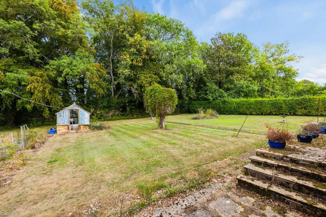 Shere Road, West Clandon, GU4, photo 19