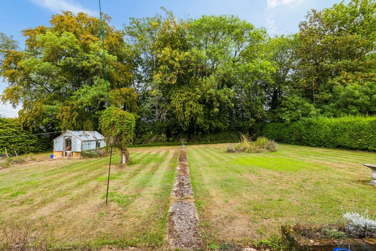 Shere Road, West Clandon, GU4, photo 18