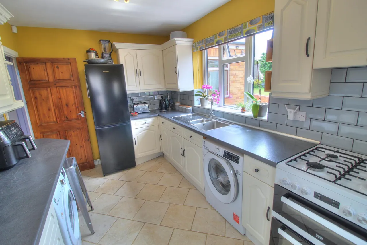 Broomfield Road, Kidderminster, DY11, photo 12