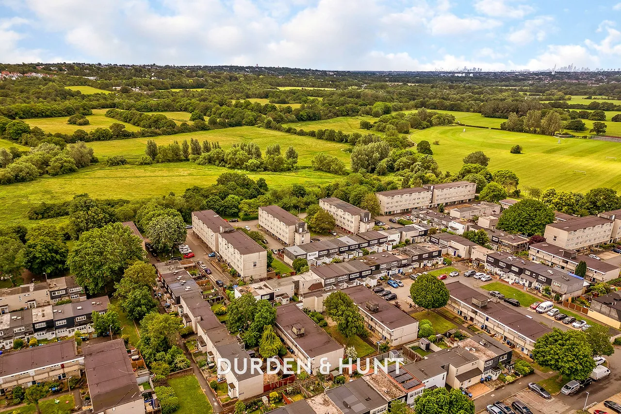 Monksgrove, Loughton, IG10, photo 14