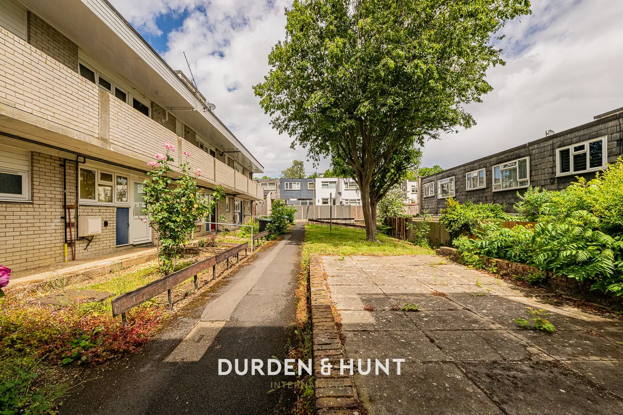 Monksgrove, Loughton, IG10, photo 13