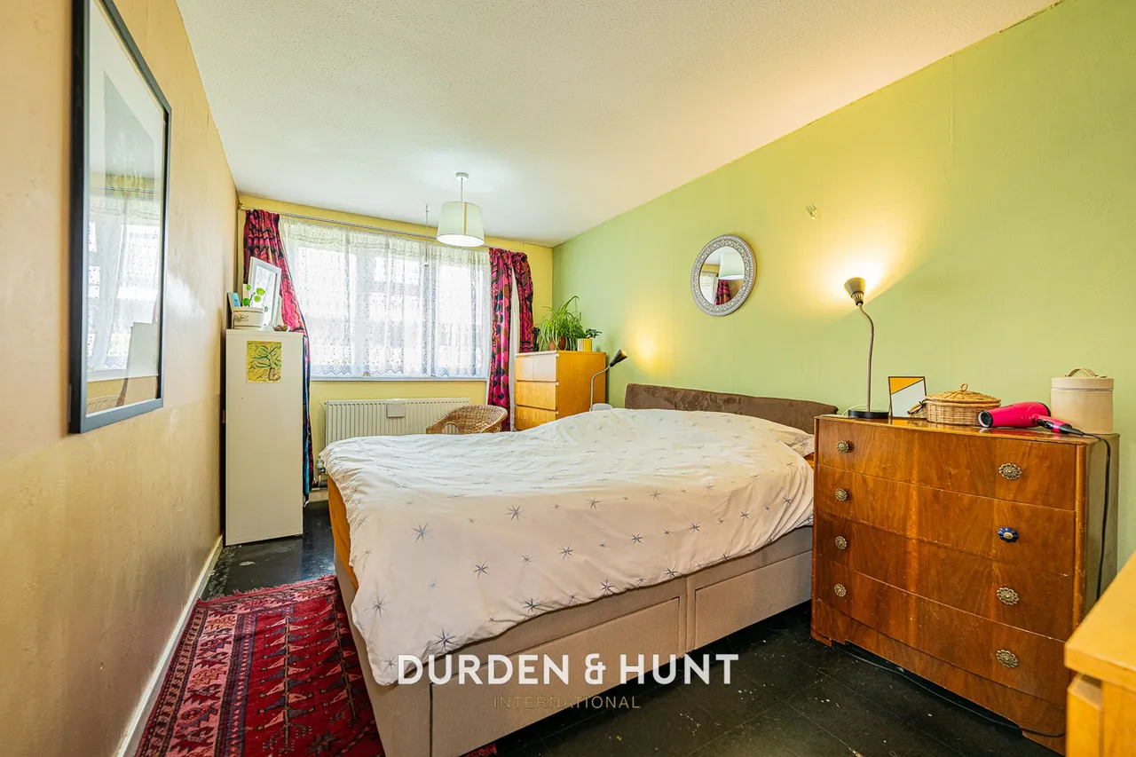Monksgrove, Loughton, IG10, photo 7