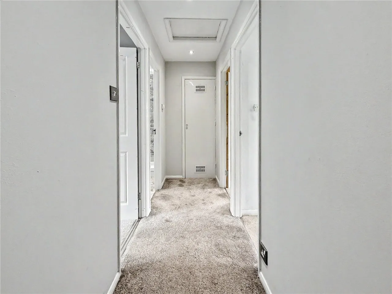 Cibbons Road, Chineham, Basingstoke, Hampshire, RG24, photo 4