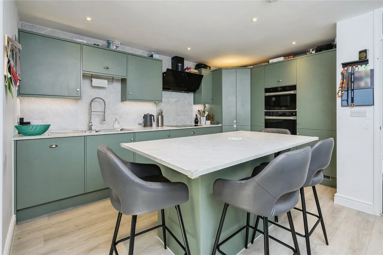 Holmwood Avenue, Plymouth, PL9, photo 3