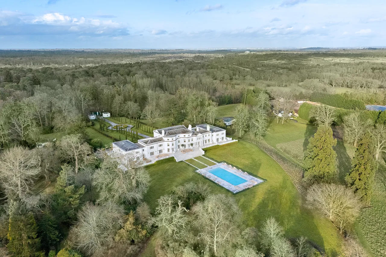 Wentworth Place, Wentworth, GU24, photo 5