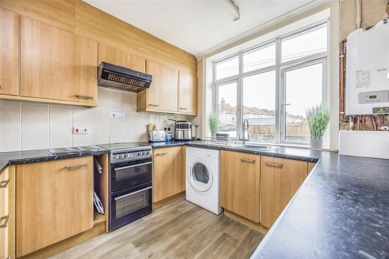 Alder Road, Poole, BH12, photo 4