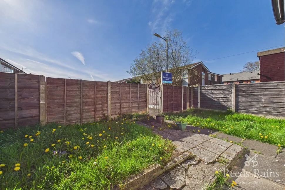 Chepstow Avenue, Sale, M33, photo 13