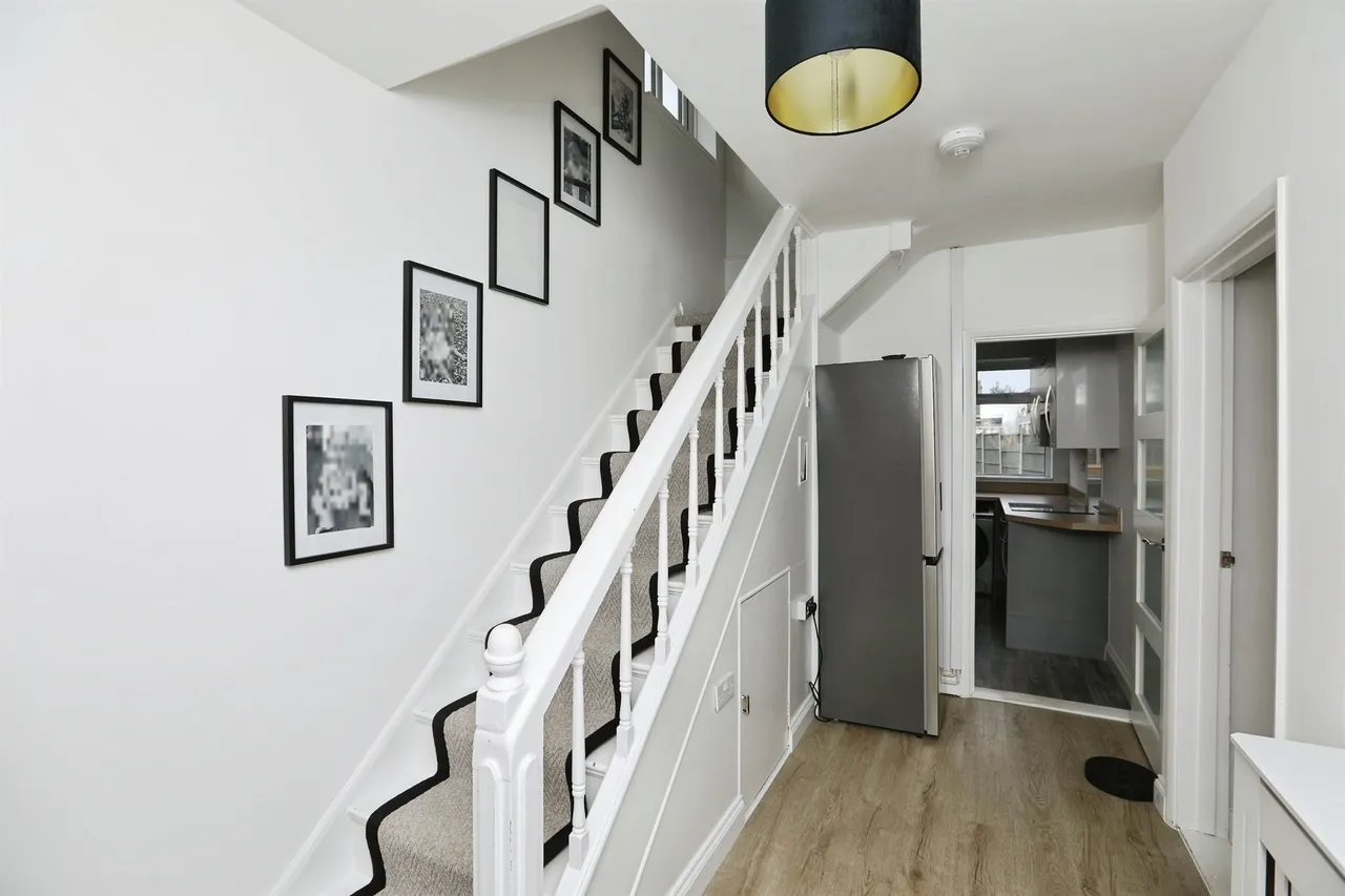 Thames Avenue, Sheerness, ME12, photo 2