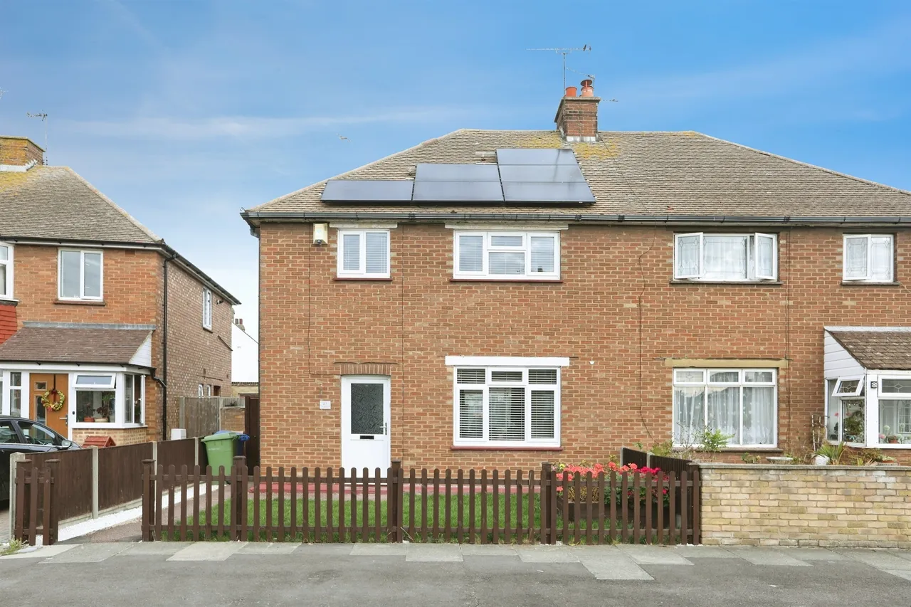 3 bed house for sale, Thames Avenue, Sheerness, ME12