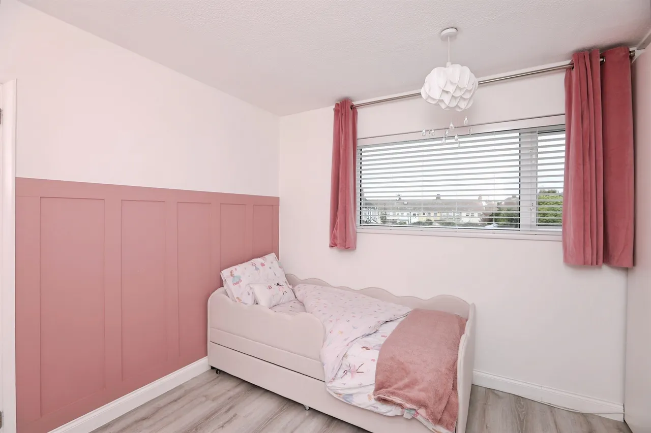 Thames Avenue, Sheerness, ME12, photo 11