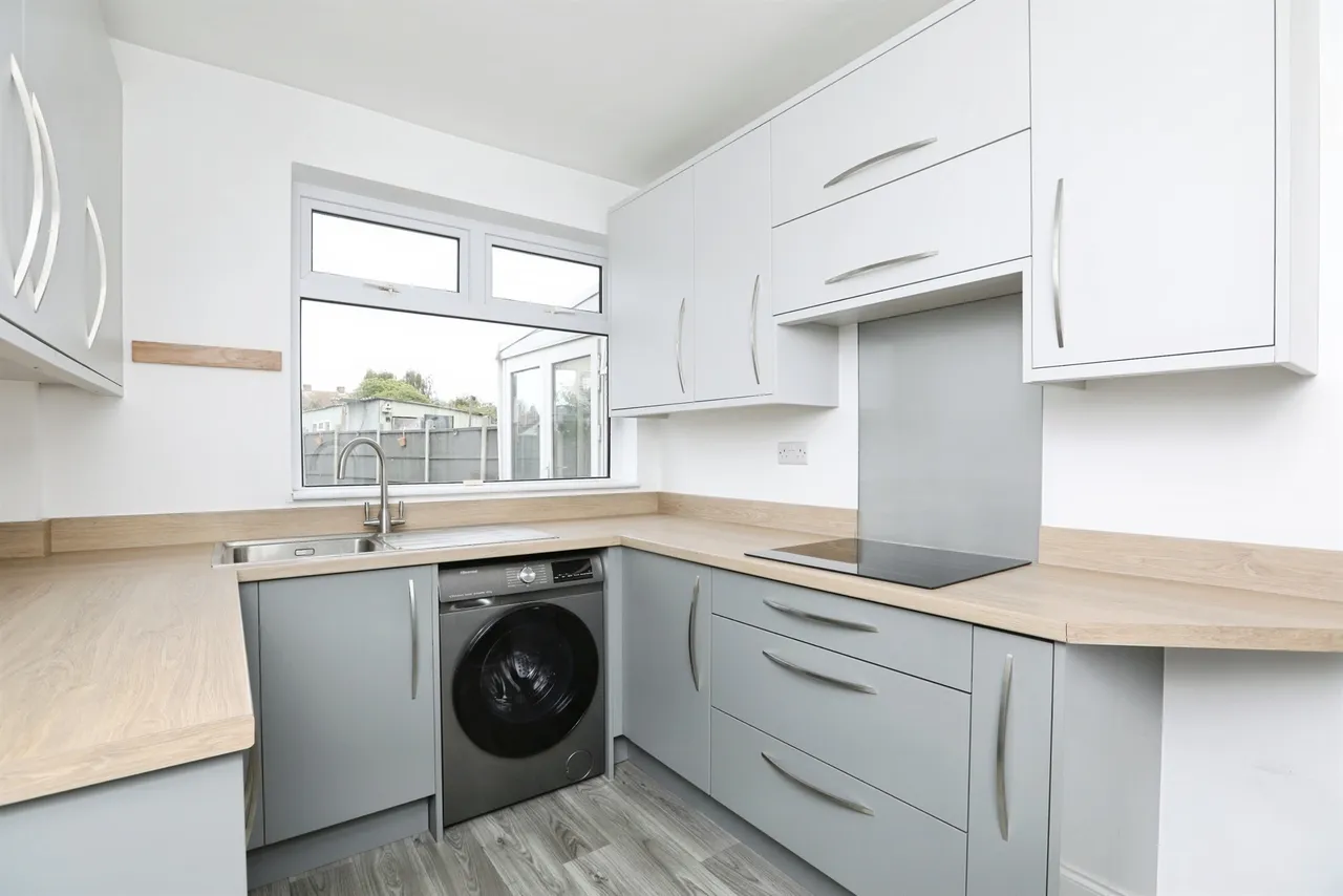 Thames Avenue, Sheerness, ME12, photo 6