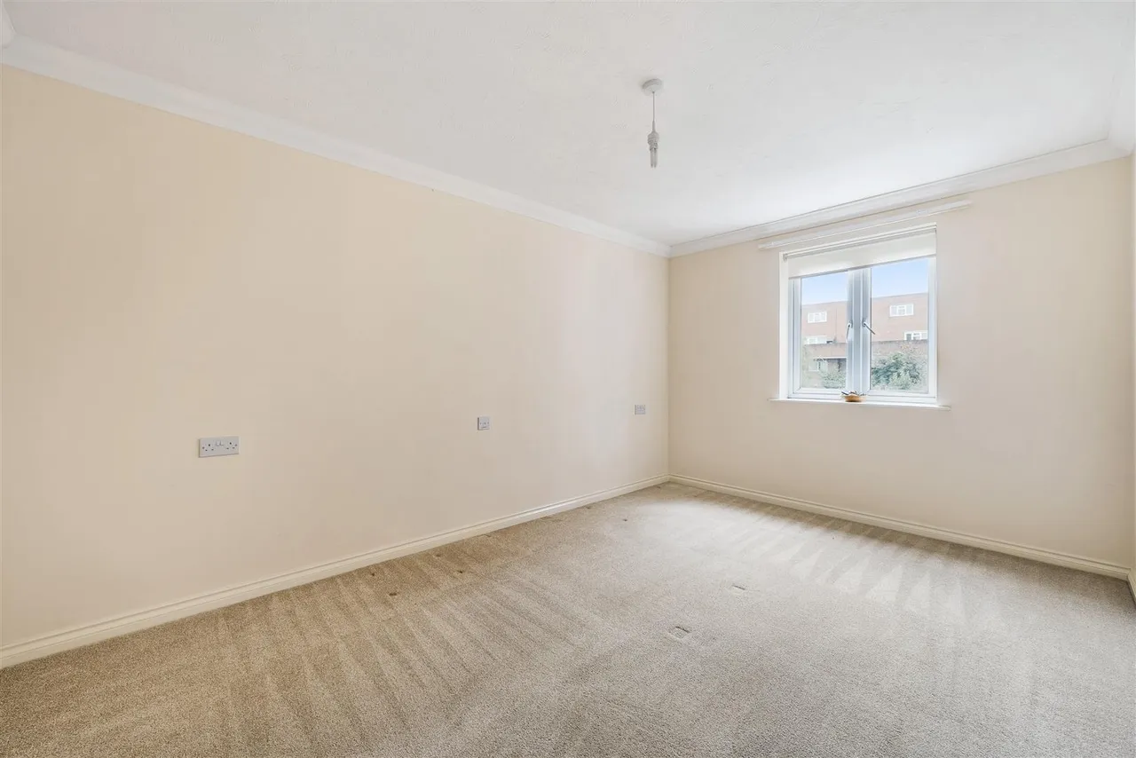 Brambledown Road, Wallington, SM6, photo 7