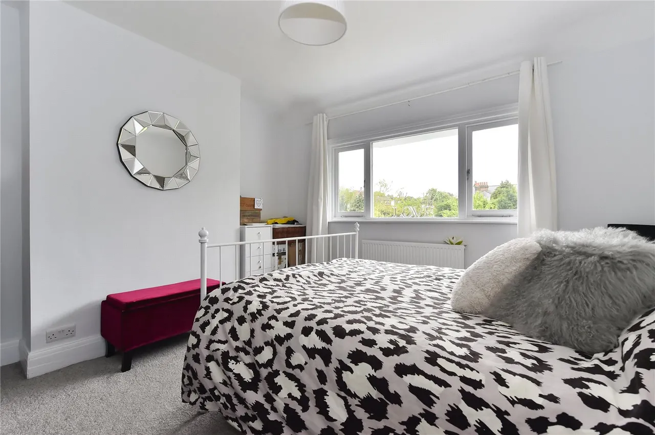 Eastbourne Road, London, W4, photo 5