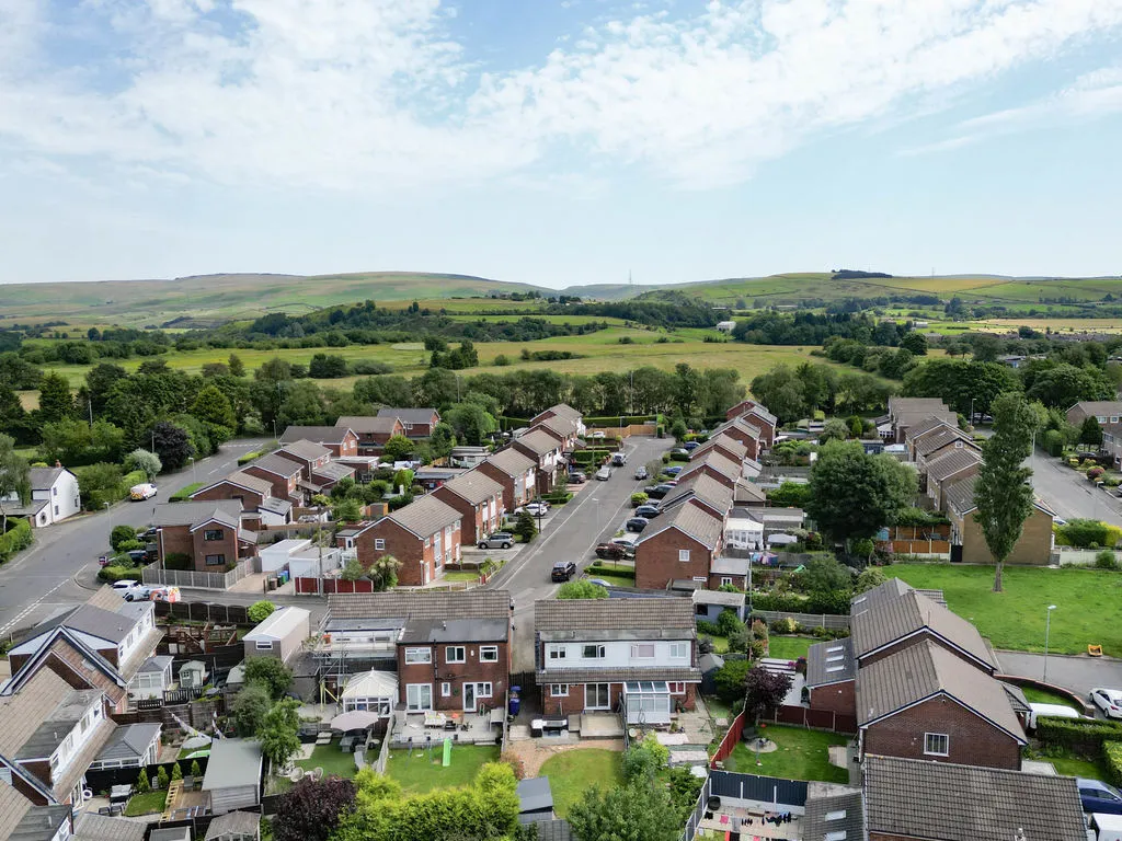 Collier Avenue Milnrow, Rochdale OL16 3UY, photo 24
